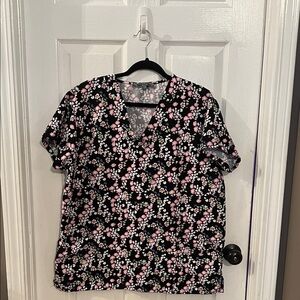 Floral V-Neck Women's Scrub Top - Black and Pink
